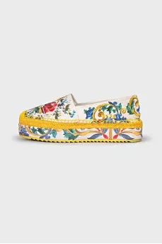 Textile epadrilles in floral print