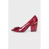 Patent leather bow shoes