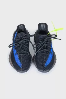 Черные кроссовки Yeezy Boost 350 V2