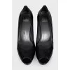 Black open toe shoes