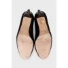 Black open toe shoes
