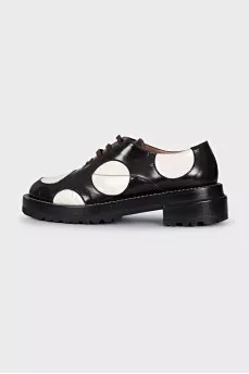 Leather shoes with polka dots