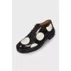 Leather shoes with polka dots