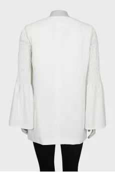 White jacket without fastening