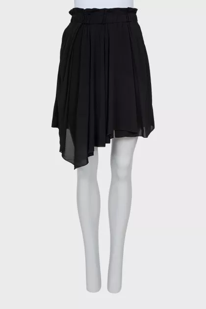 Black skirt without fastening with tag