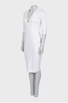 White dress with a zipper on the back