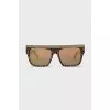 Sunglasses with visor
