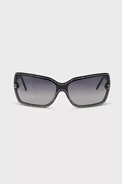 Gradient Sunglasses with Rhinestones