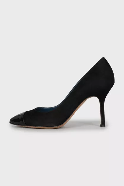 Black patent toe shoes