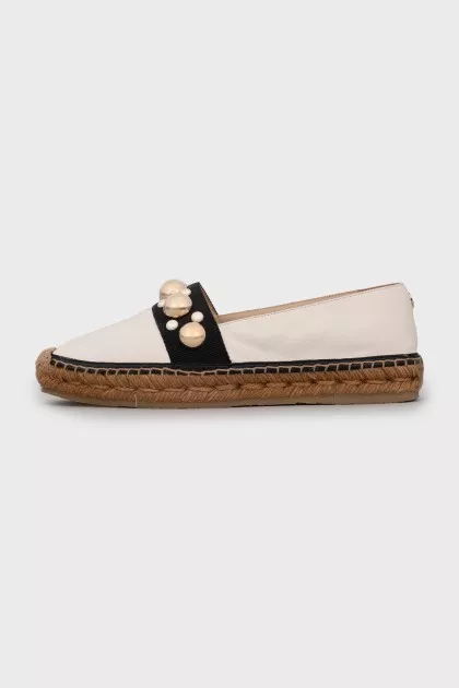 Espadrilles with golden beads
