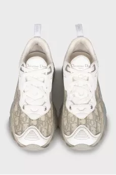 Vibe sneakers in signature print