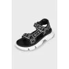 Jaw sandals