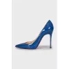 Blue patent leather pumps