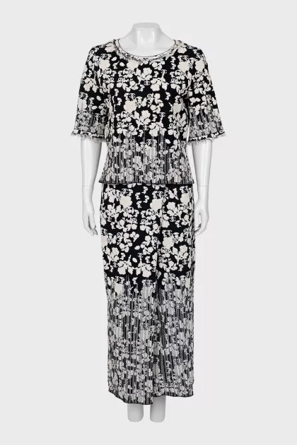 Black and white suit with floral print