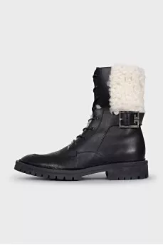 Insulated lace-up boots
