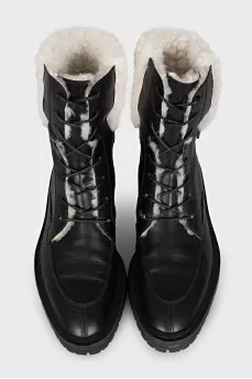 Insulated lace-up boots
