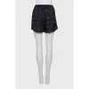 Shorts with contrast stitching