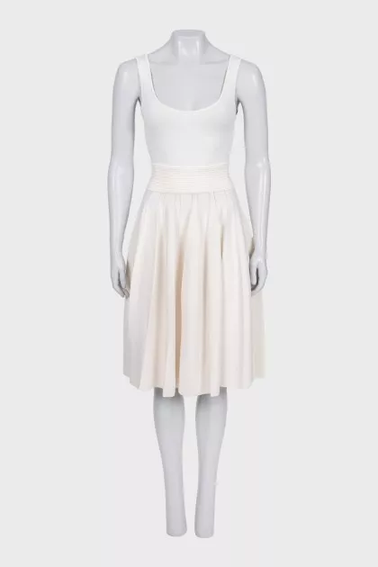 White fitted dress with straps