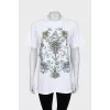 White T-shirt with print