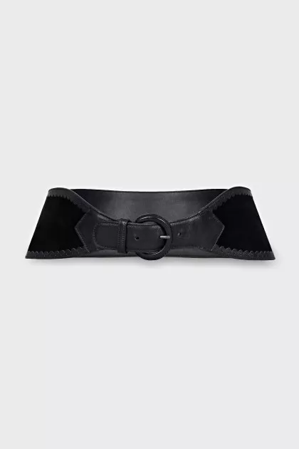 Belt made of suede and leather with shaped edges