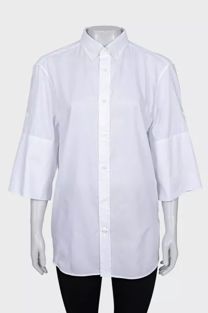 Straight cut shirt with 3/4 sleeves