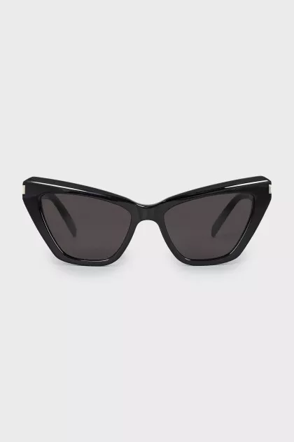 Cat eye sunglasses