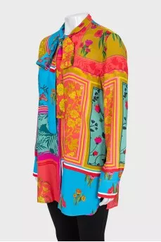 Floral print tie-up blouse
