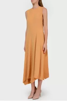 Dress with a corrugated asymmetric skirt