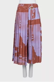 Pleated skirt with belt
