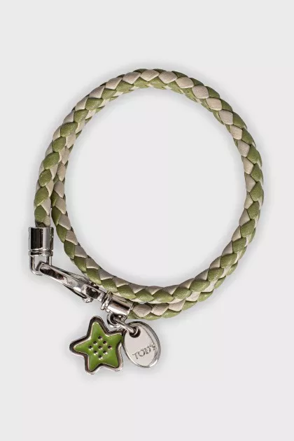 Double leather bracelet with pendant