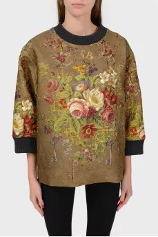 Sweater with shortened sleeve textured