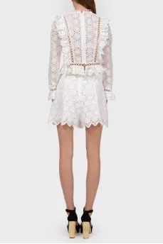 Delicate white suit with shorts