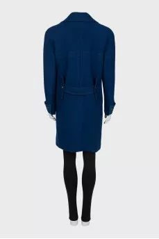 Wool coat with silk lining