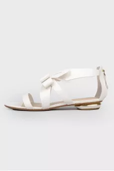 Zipped closed heel leather sandals