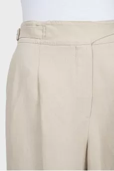 Linen shorts beige