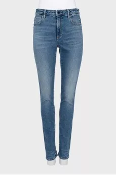 Low rise distressed jeans