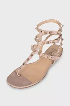 Бежевые босоножки Rockstud