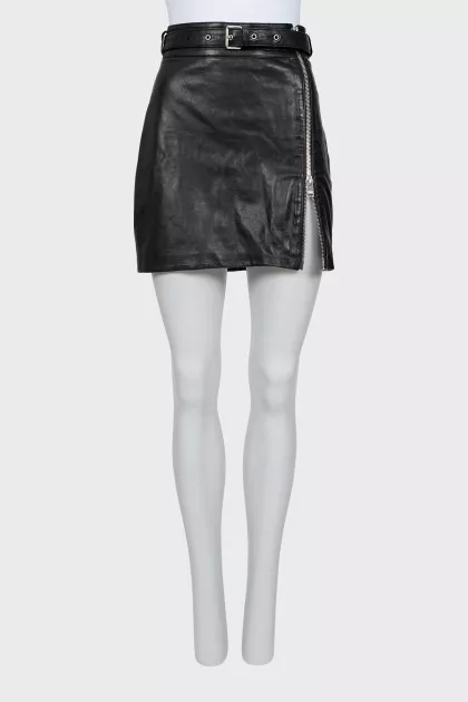 Leather skirt with side zip