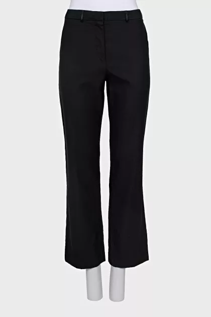 Straight trousers made of wool and silk