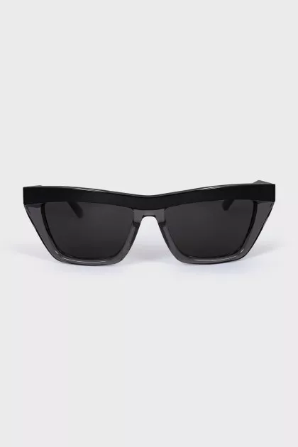 wayfarer sunglasses with clear frame