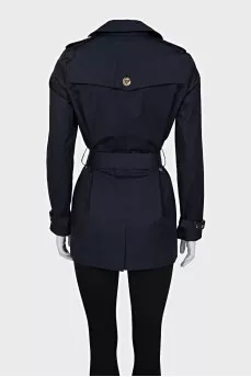 Fitted coat with gold buttons