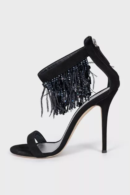 Suede sandals with feathers