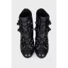 Leather ankle boots with flowers