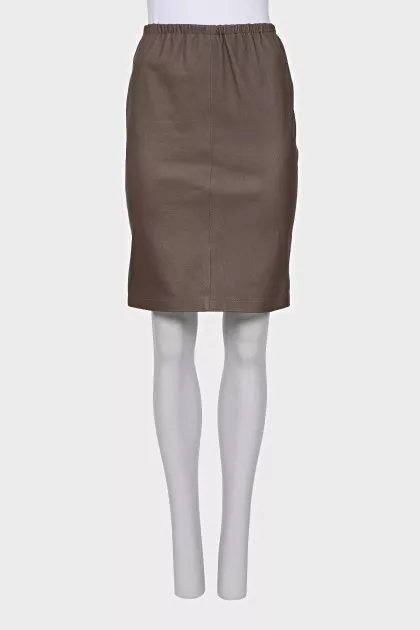 Leather skirt with a slit