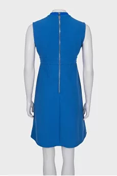 Fitted dress with zipper
