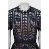 Fitted lace dress with short sleeves