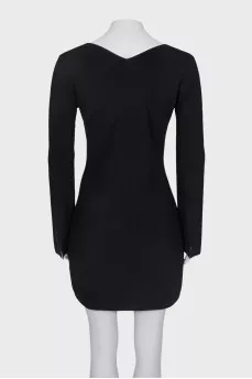 Black dress with slits on the sleeves