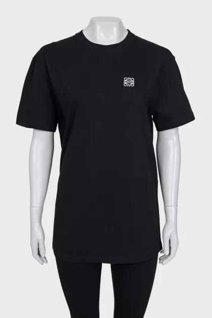 Straight T-shirt with embroidered logo