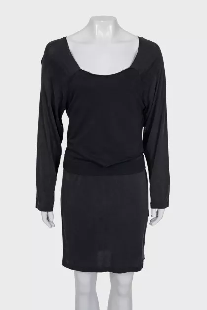 Deep v-neck long sleeve dress