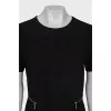 Dress with short sleeves decorated with zippers